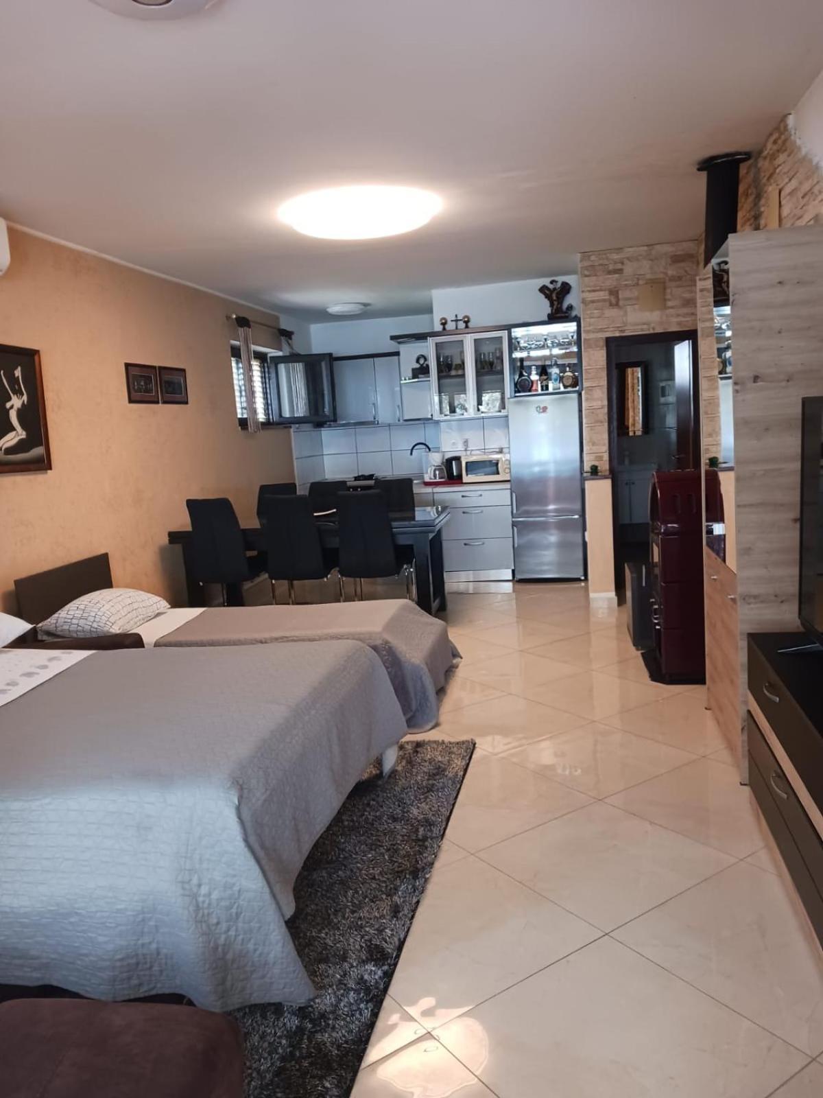 Apartmani Valerija I Joso Bibinje Δωμάτιο φωτογραφία