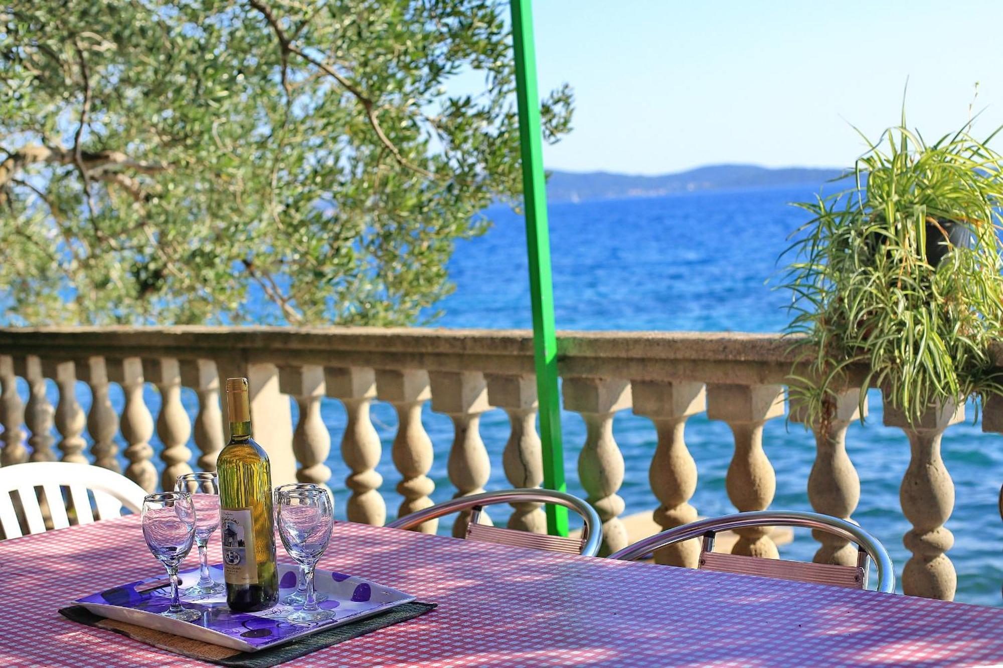 Apartmani Valerija I Joso Bibinje Εξωτερικό φωτογραφία